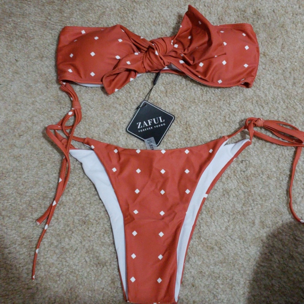 Cheeky Bandeau Bikini